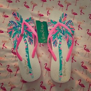Lilly Pulitzer flip flops